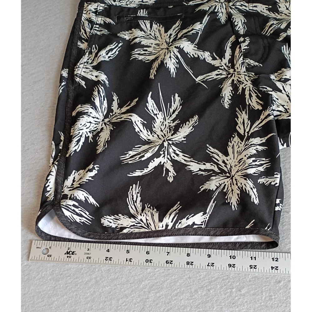 American Eagle Men's Size Large Swim Board Shorts Tropical Print Black/White - Picture 13 of 14
